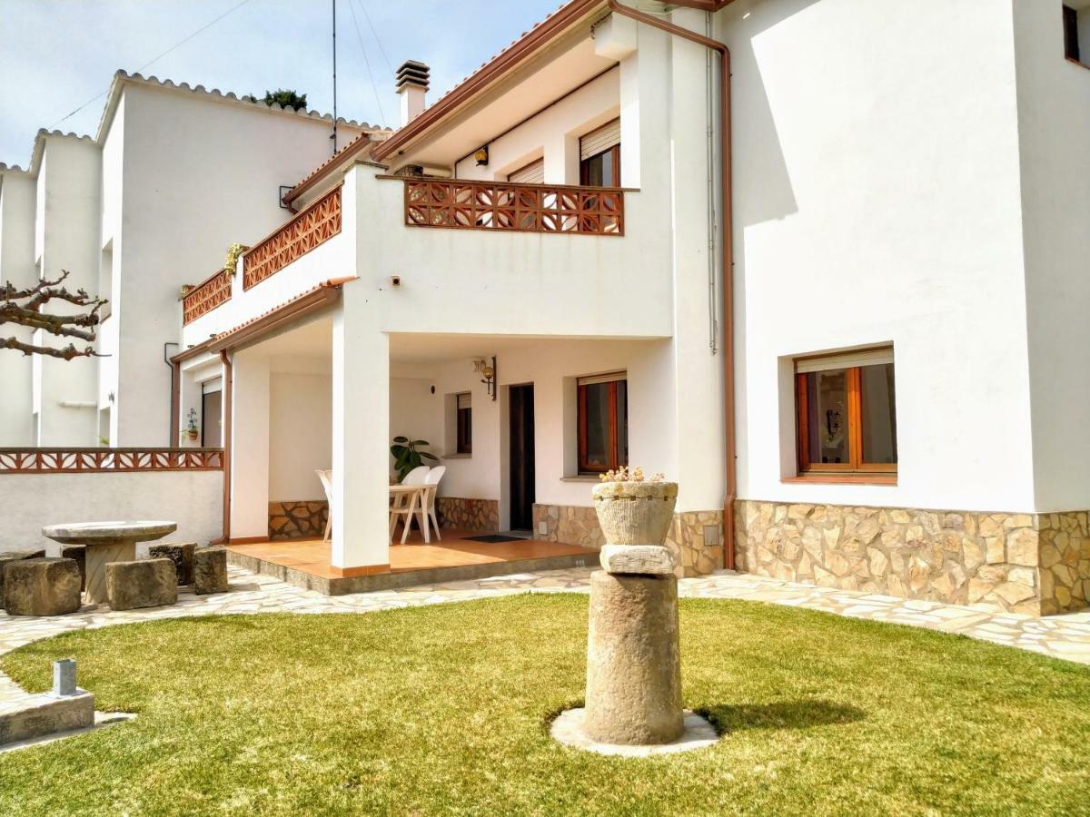 Apartamento Montgó L'Escala Exterior foto