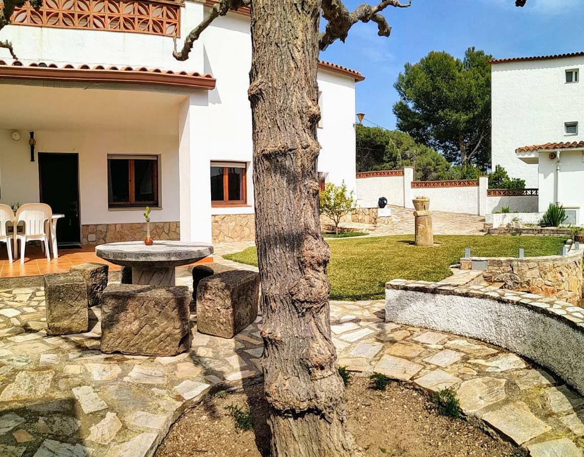 Apartamento Montgó L'Escala Exterior foto